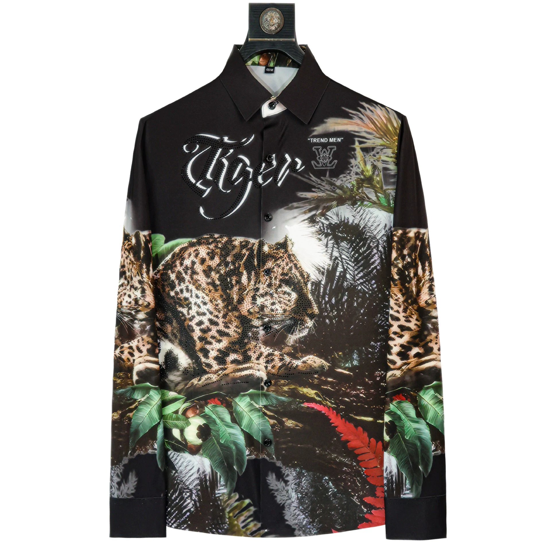 Camisa de manga larga con estampado digital de leopardo y pedrería premium view 7